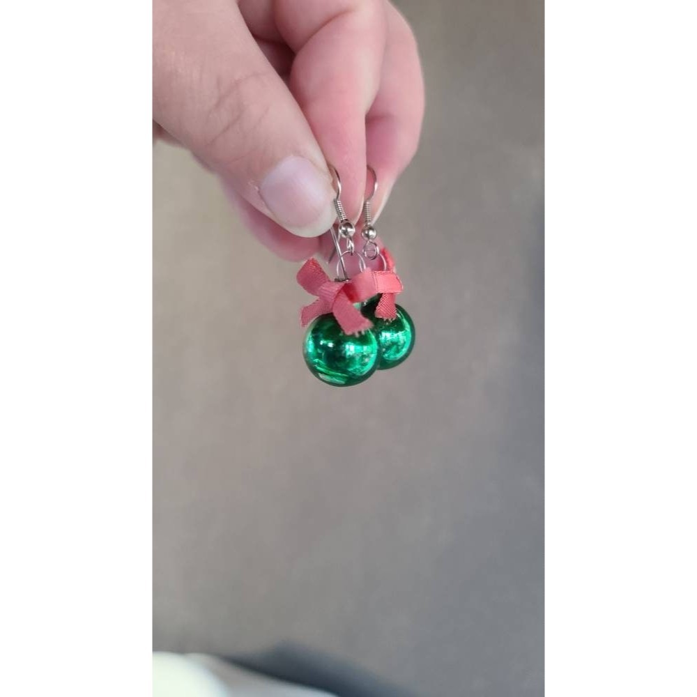 Green Christmas Ornament Dangling Earrings - Picture 3 of 10